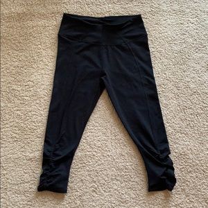 Fabletics Black Workout Cropped Leggings